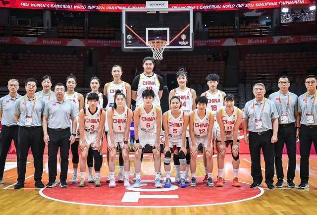 开云体育入口-一场10分胜利，中国女篮今夜击败南苏丹！王思雨17分，杨舒予11分